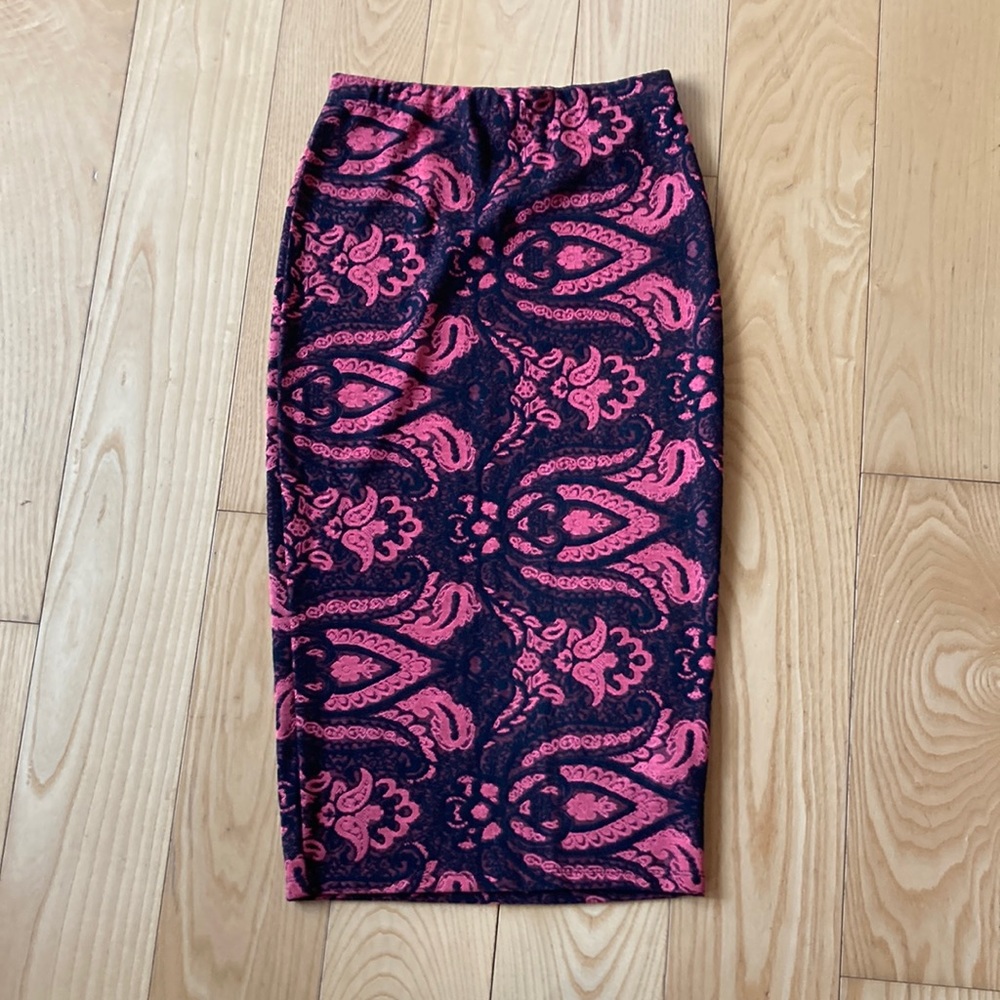 Women’s top shop pencil skirt size 4